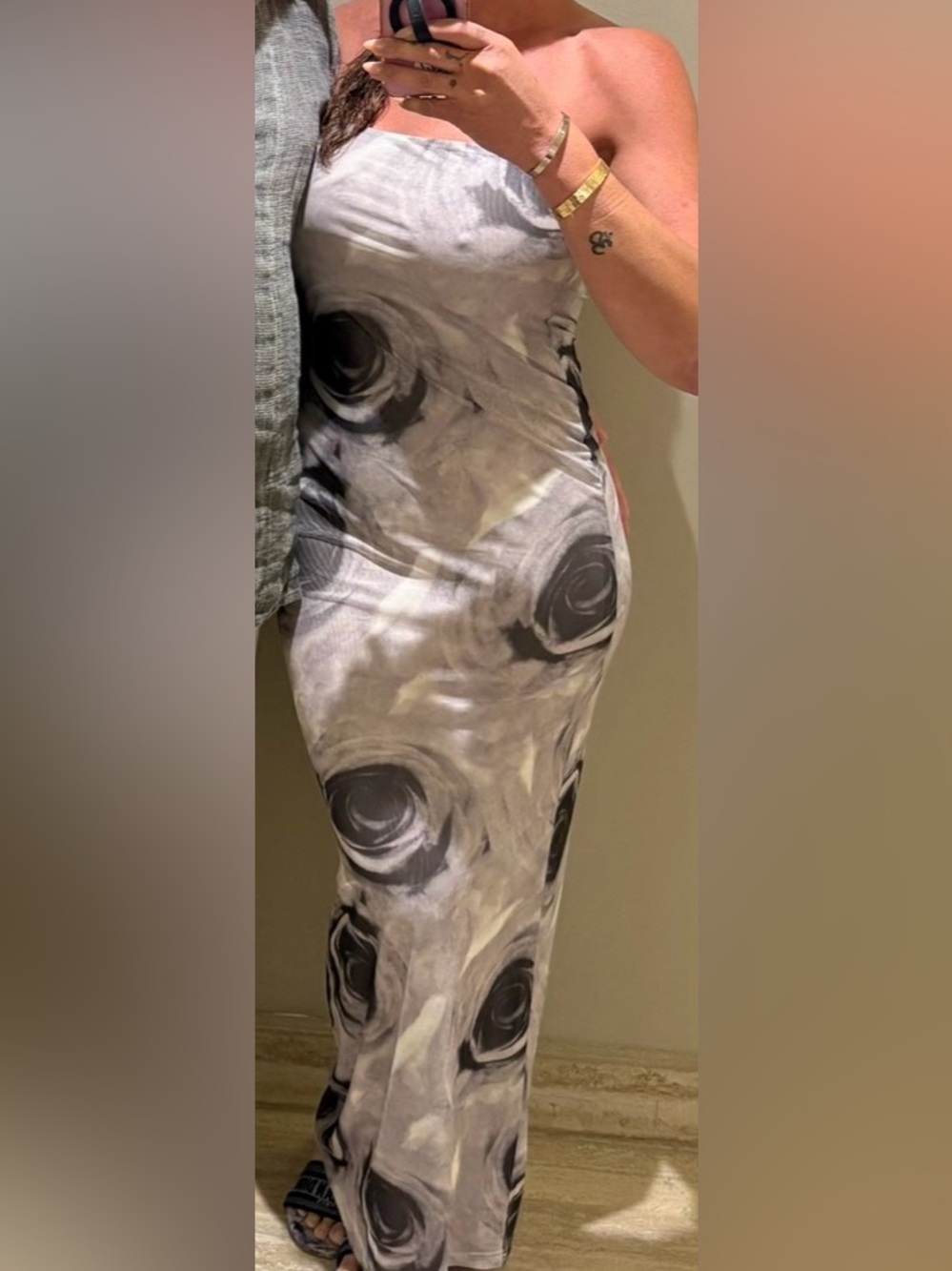 Gray Abstract Rose Print Maxi Skirt
